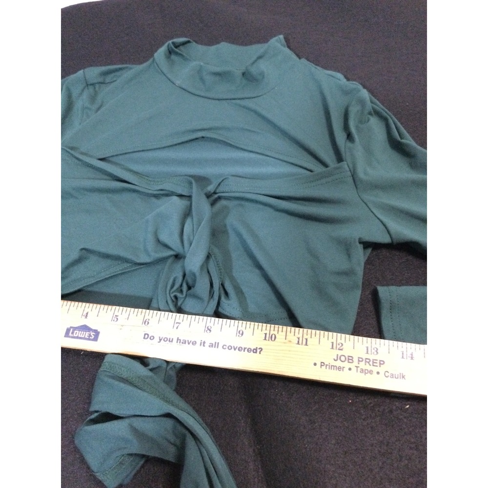 SHEIN SXY Mock Neck Cutout Long Sleeve Crop Top Green Size M - Picture 3 of 5